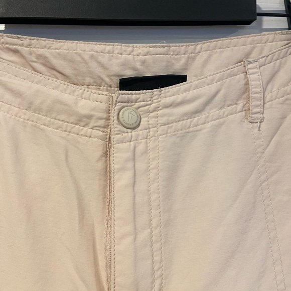 EMS Eastern Mountain Sports Cream Cargo Conversion Capri Hiking Pants Size 14 - Picture 3 of 13